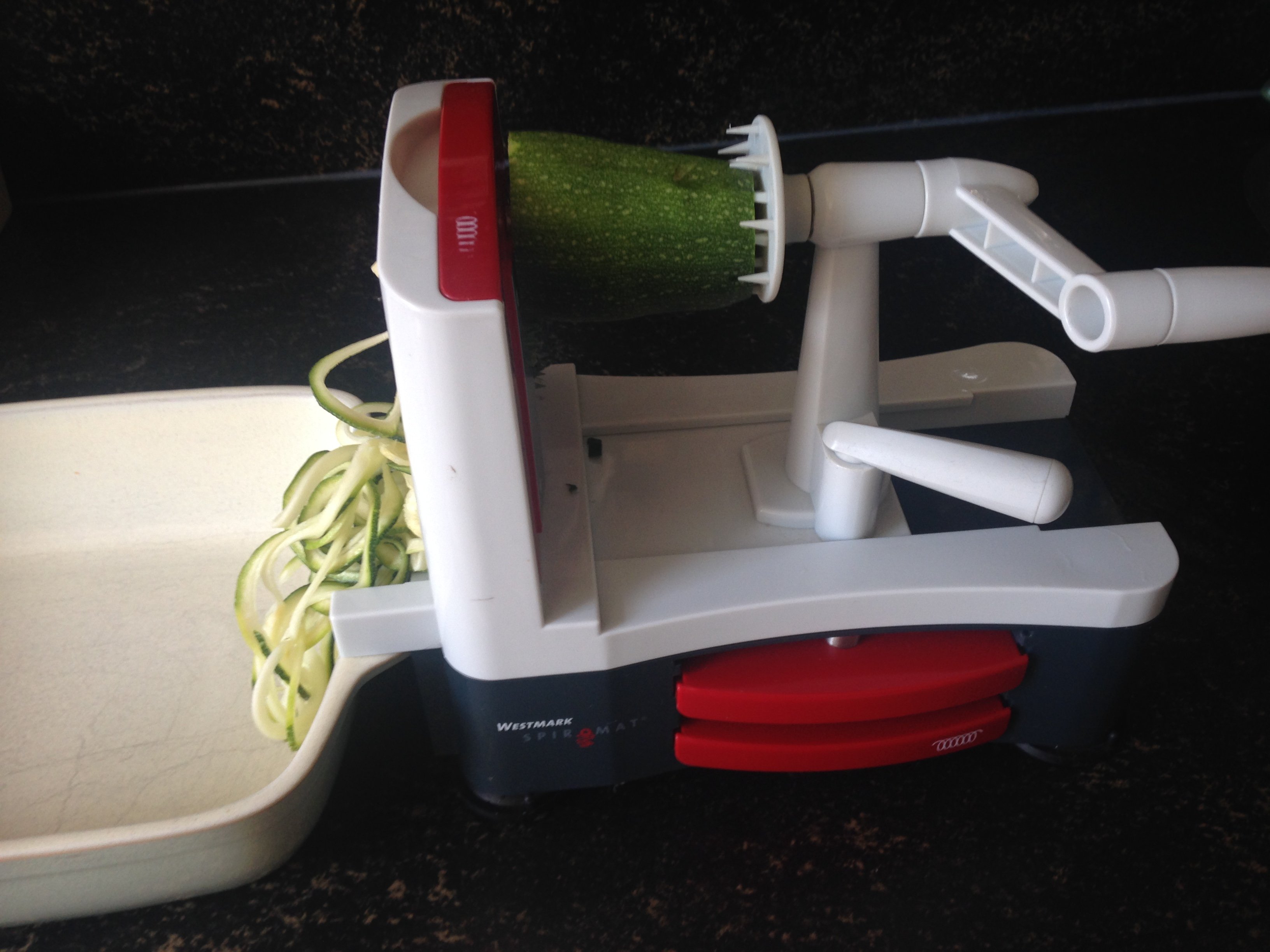 Spiraalsnijder: keto courgette spaghetti