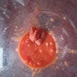 Tomatenblokjes en tomatenpuree