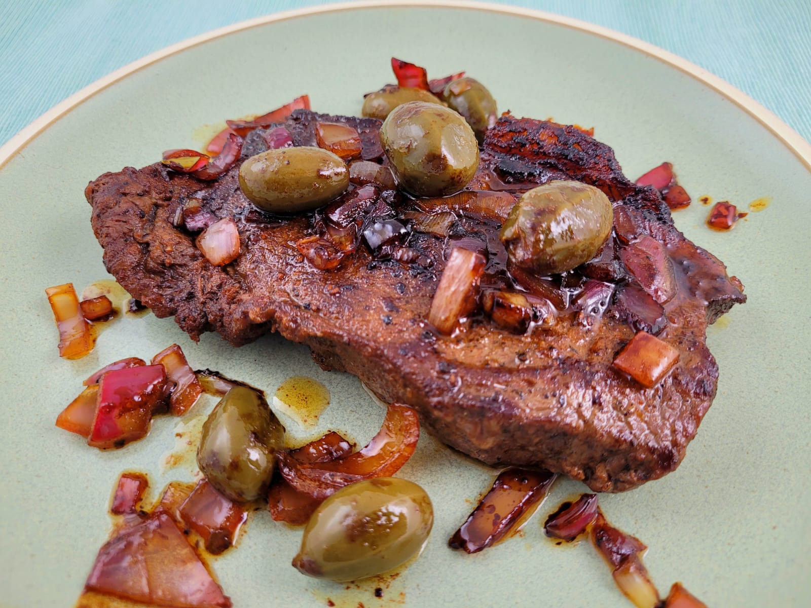 Gezond & Slank met Keto Recepten Vlees Entrecôte met kappertjessaus